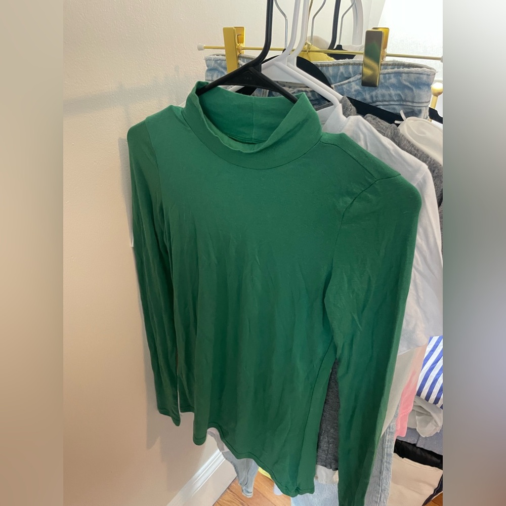 Aerie Offline Green Women's Long Sleeve Top